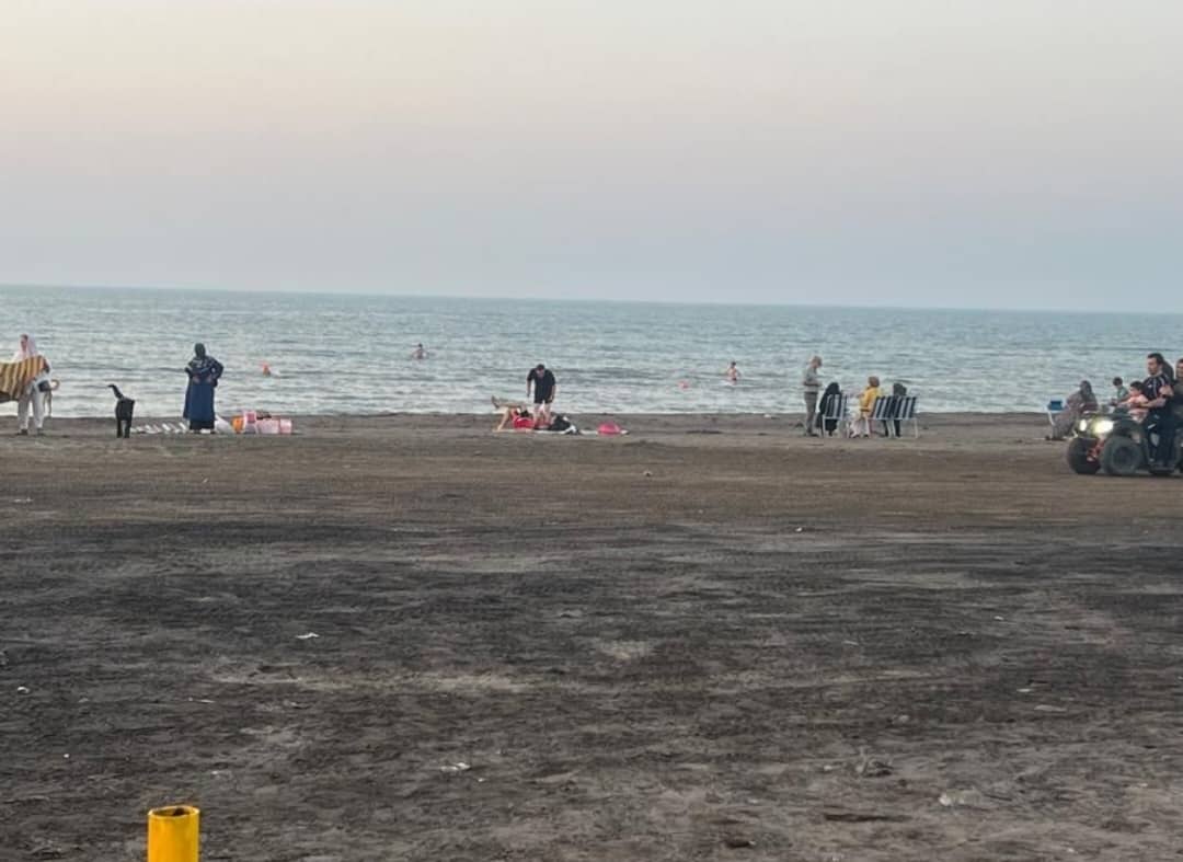 واجهة بحرية تقريباً 736 متر